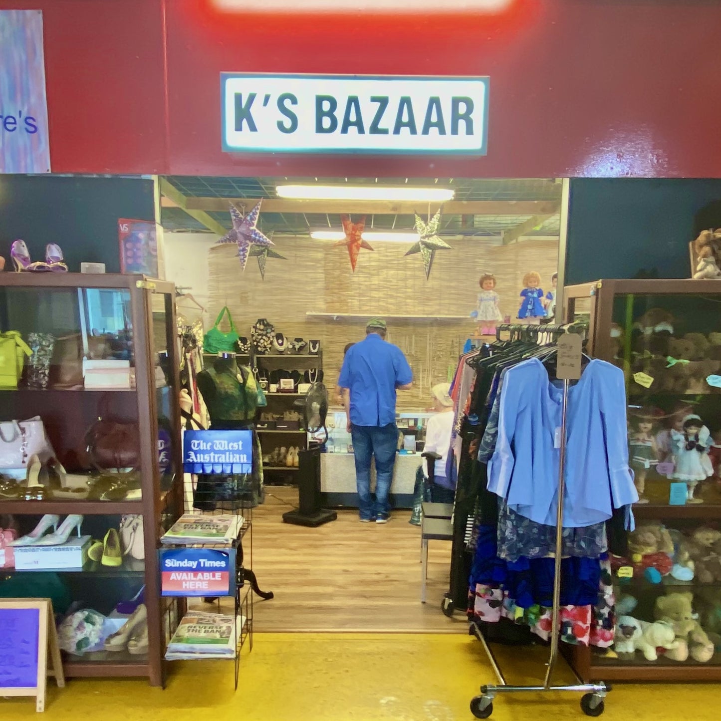 93-95 - K's Bazaar